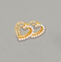 ARETES 2 CORAZONES BRILLANTES CON PERLAS (DORADO)